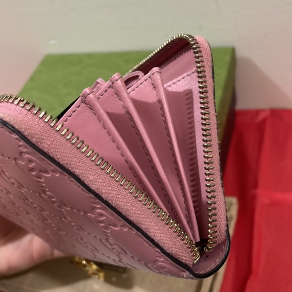 SOLD‼️Authentic Guccisima Pink Leather Zippy Wallet💓 - Picture 11 of 15